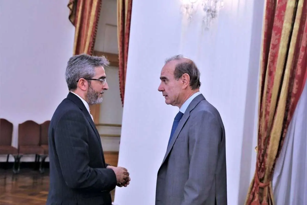 مجری صداوسیما: غرب پیش نویس ۶ ماه قبل را روی میز گذاشته!