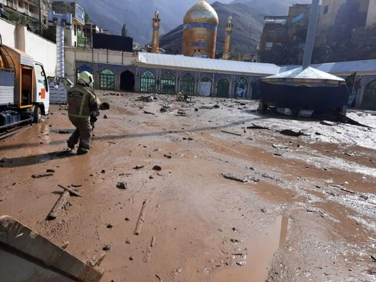 قلع‌ و قمع ۱۳۰ ساختمان غیرمجاز در حریم بستر رودخانه