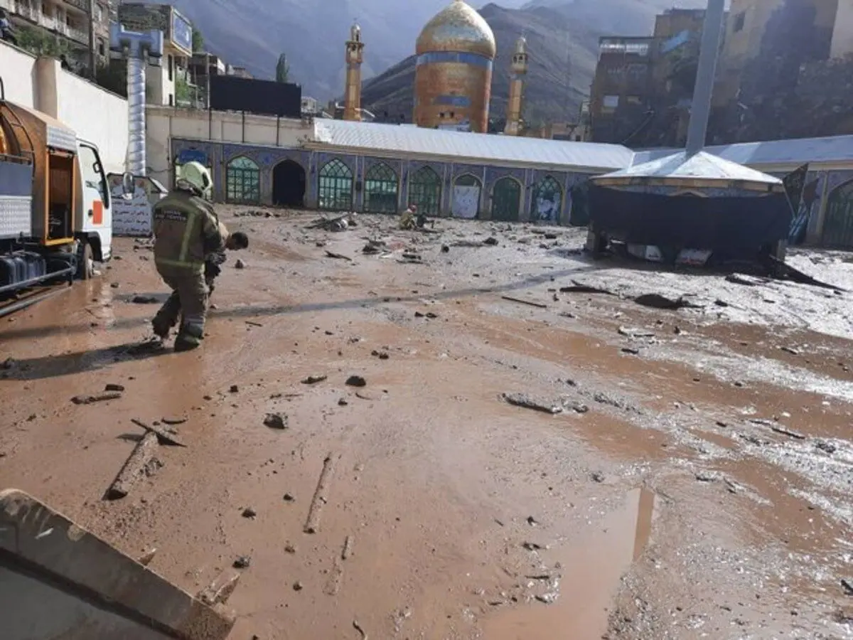 قلع‌ و قمع ۱۳۰ ساختمان غیرمجاز در حریم بستر رودخانه