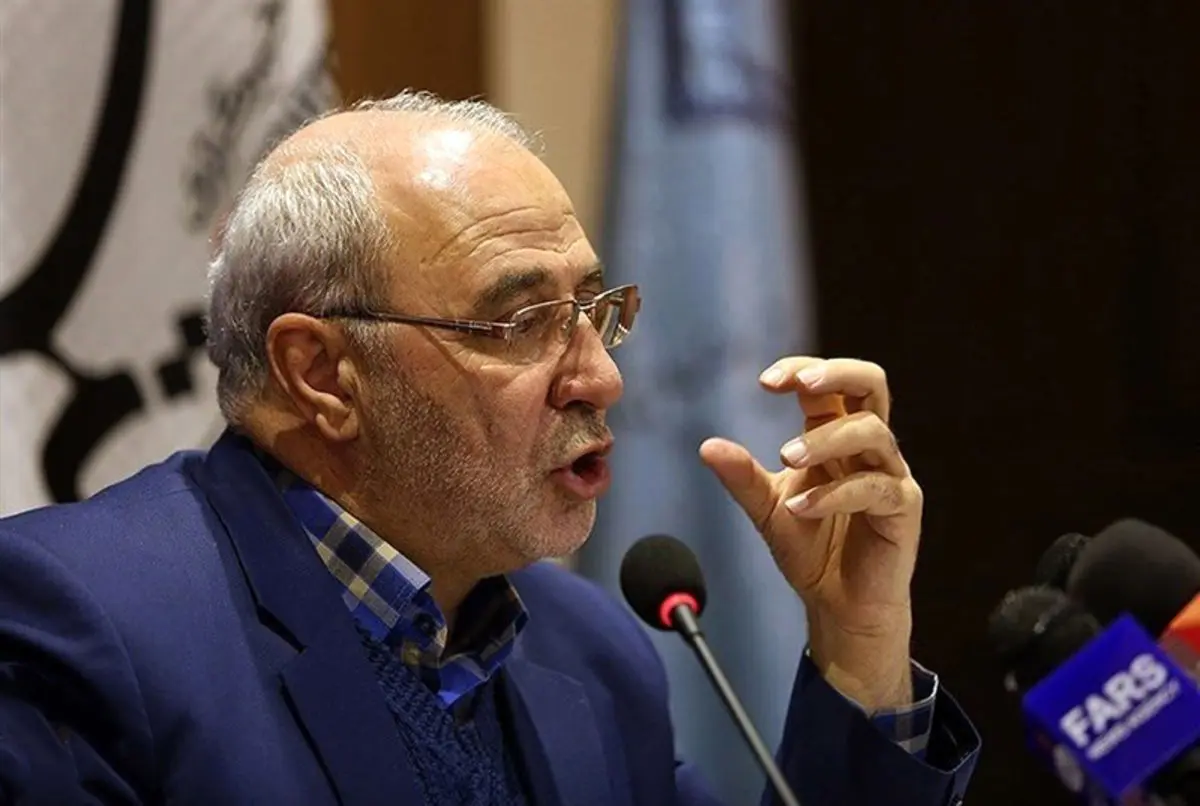 حاجی‌دلیگانی: سطح معیشت ائمه جمعه و طلاب، متوسط رو به پایین است