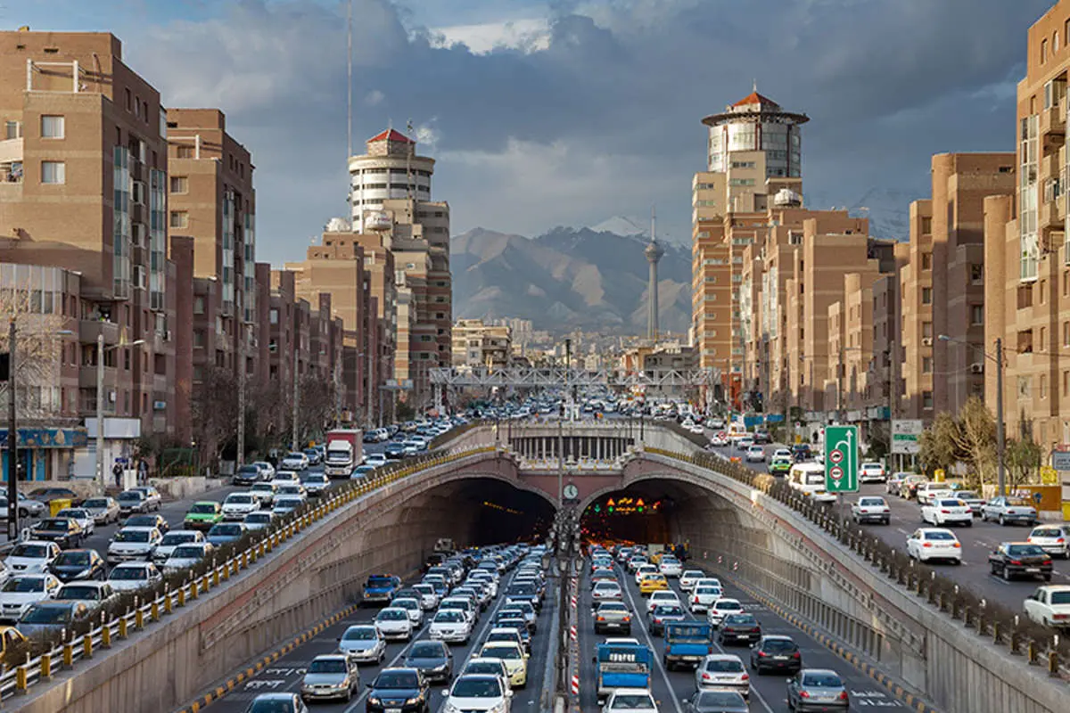 ترافیک سنگین در بزرگراههای نواب و هاشمی رفسنجانی