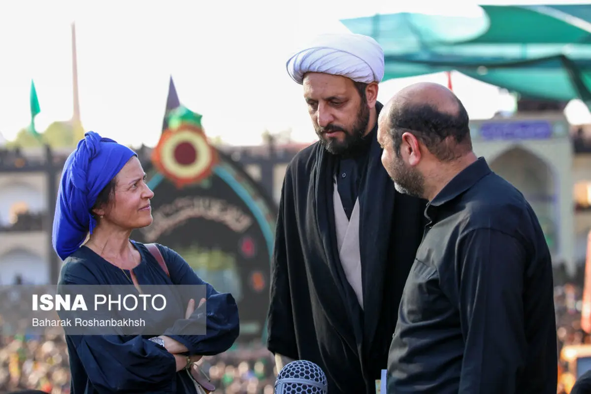 (تصاویر) حضور گردشگران خارجی در آیین‌های محرم یزد