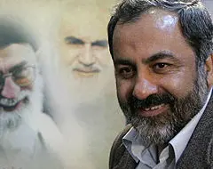 دلیل رشد سیاست زدگی در جامعه ایران