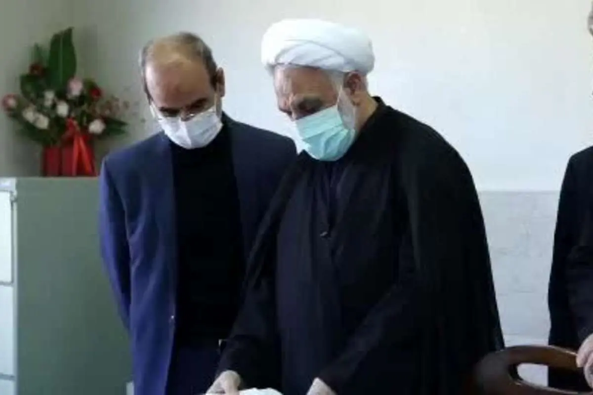 (ویدئو) بازدید سرزده رئیس قوه قضائیه از اتاق دادستان دماوند