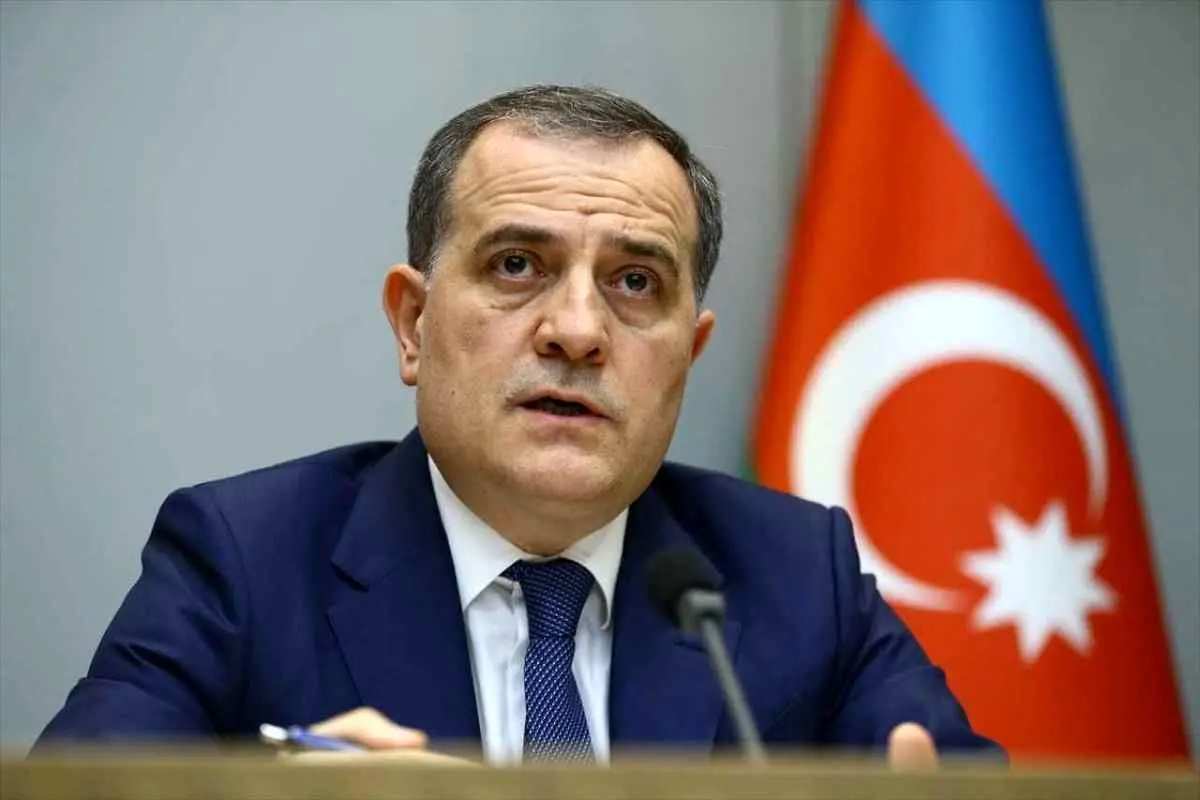 وزیر خارجه آذربایجان: نخجوان از طریق ایران به باکو متصل می‌شود