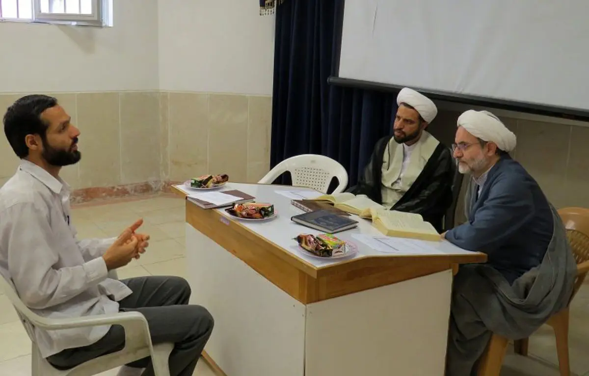 مشاوره اسلامی در برابر مشاوره غیراسلامی؟