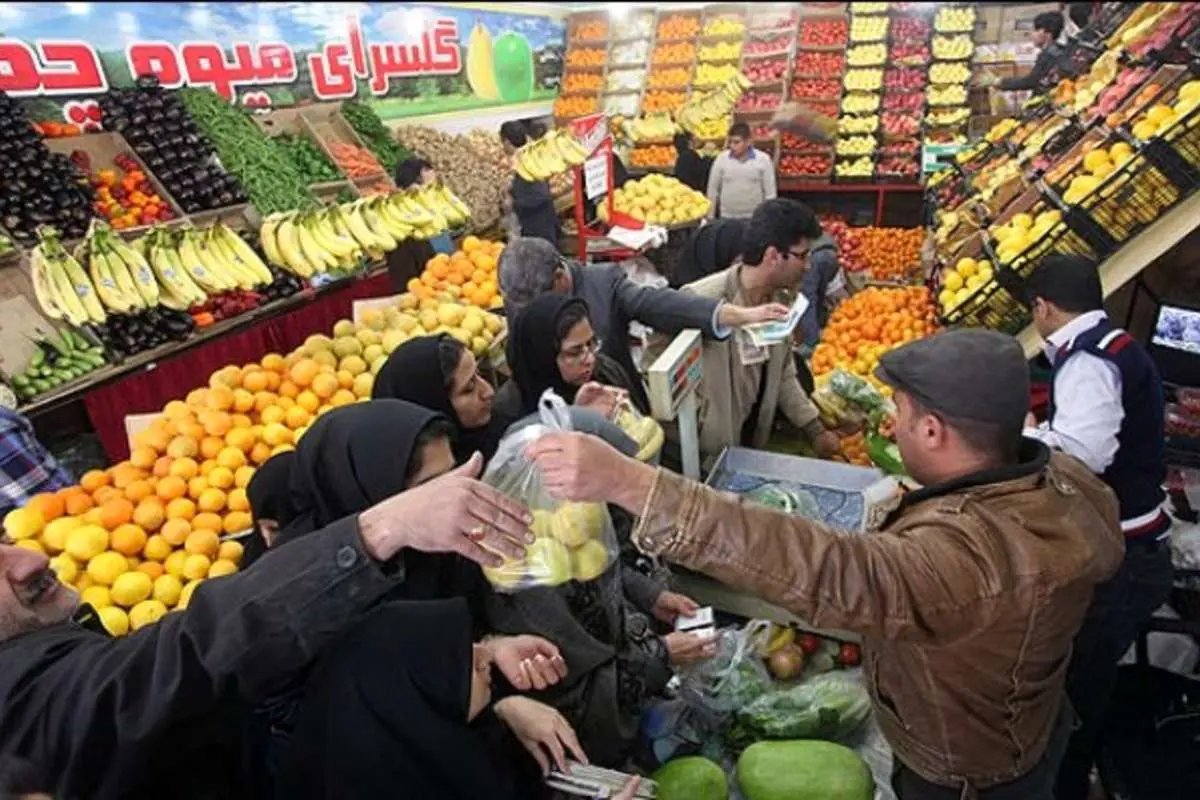 رئیس اتحادیه میوه: برخی خانوارها ضایعات و دورریز میوه میخرند
