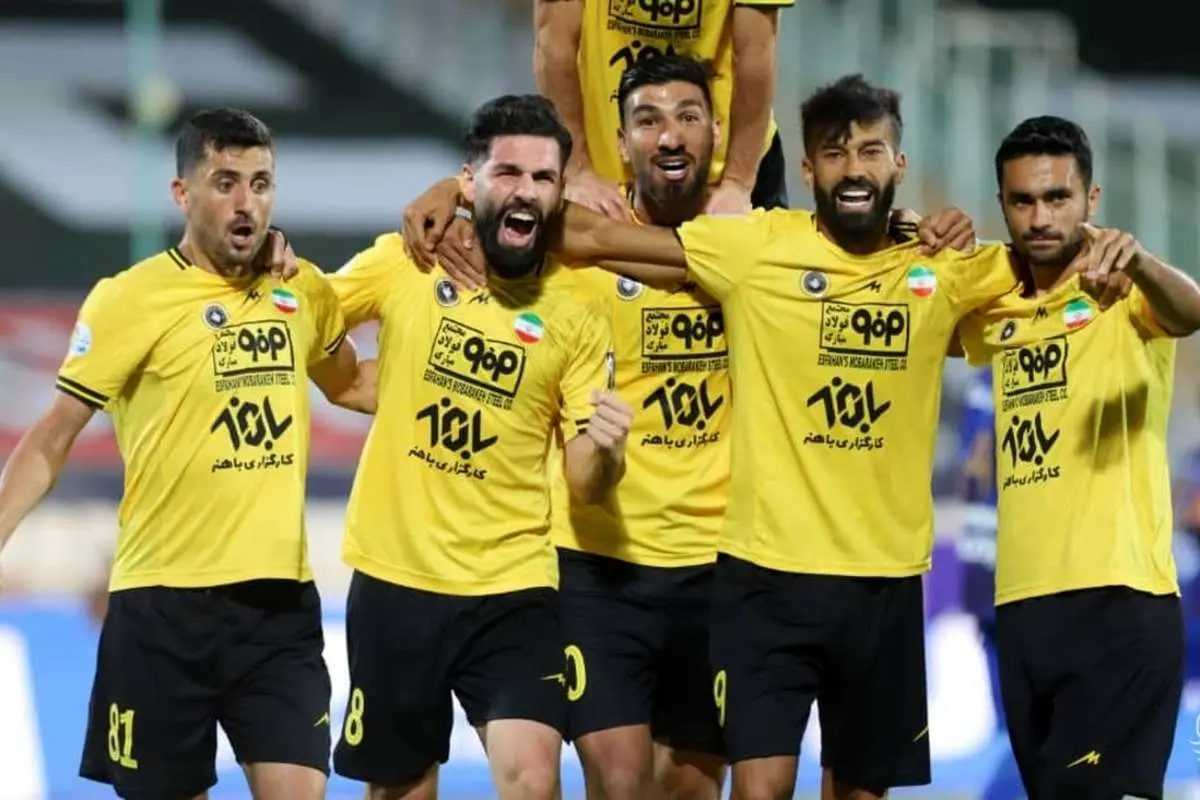 استقلال اولین بازی لیگ را به سپاهان باخت