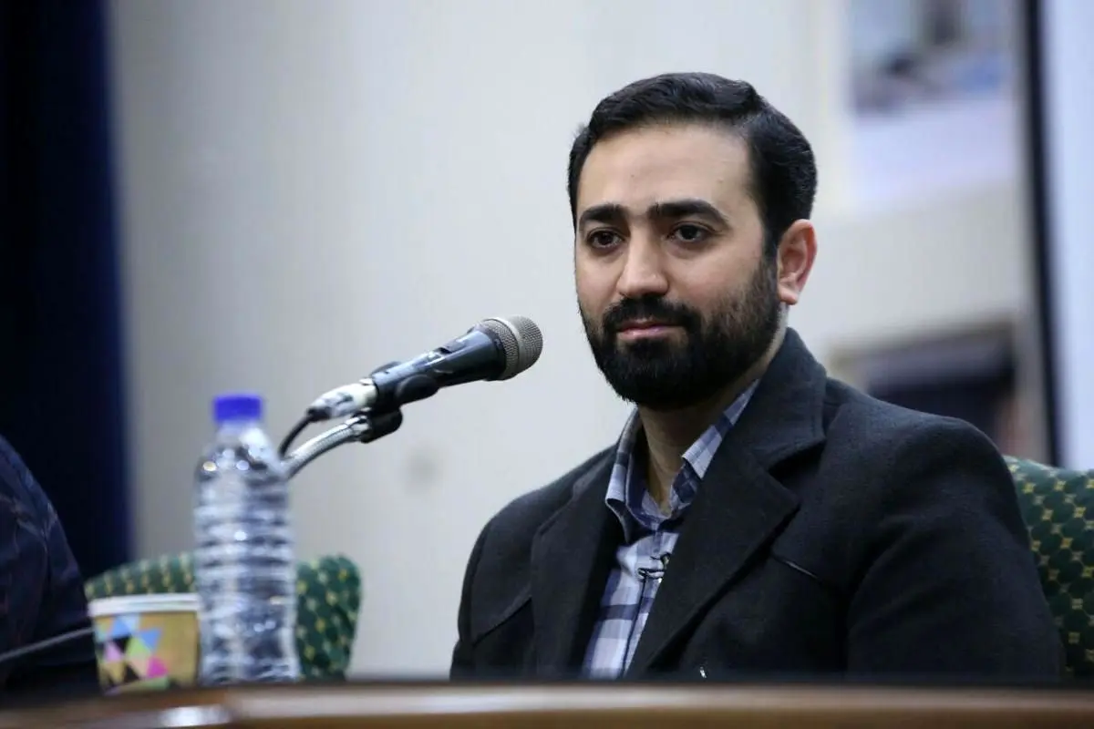 اظهارنظر یامین پور در مورد حمله به سلمان رشدی؛ ماجرا واقعا برد - برد است