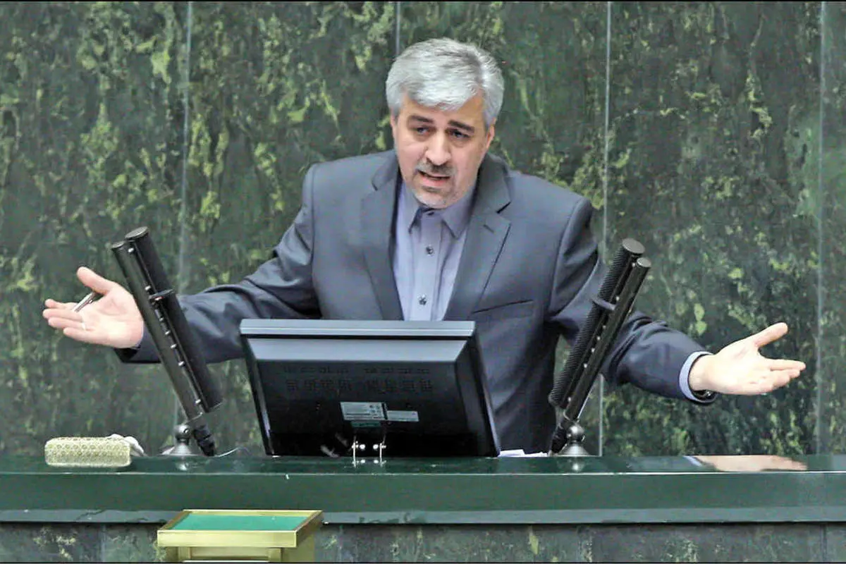 کارت زرد مجلس به وزیر ورزش و جوانان