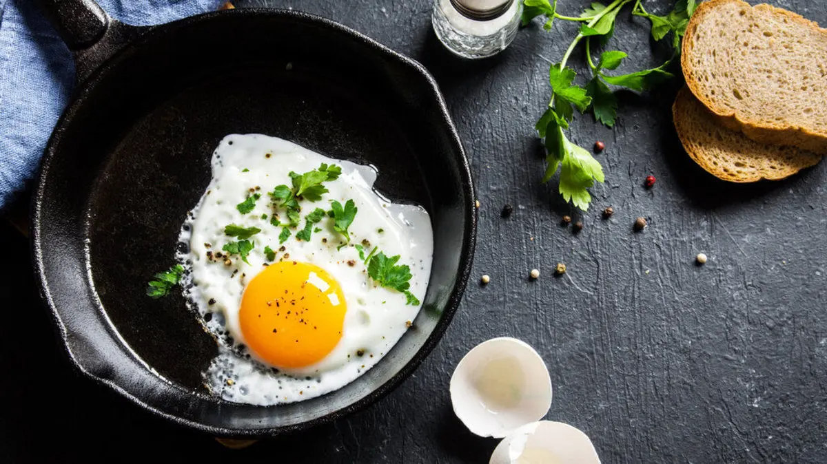 معجزه خوردن تخم مرغ با این ادویه پرطرفدار