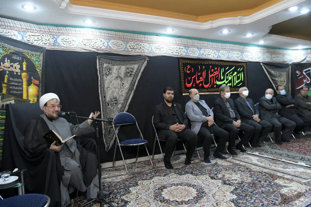 (تصاویر) حضور علی لاریجانی در مراسم دهه محرم دفتر حسن روحانی