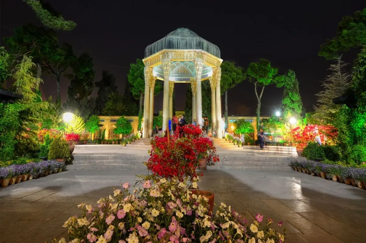 تفال به حافظ ۱۵ مرداد ماه ۱۴۰۱
