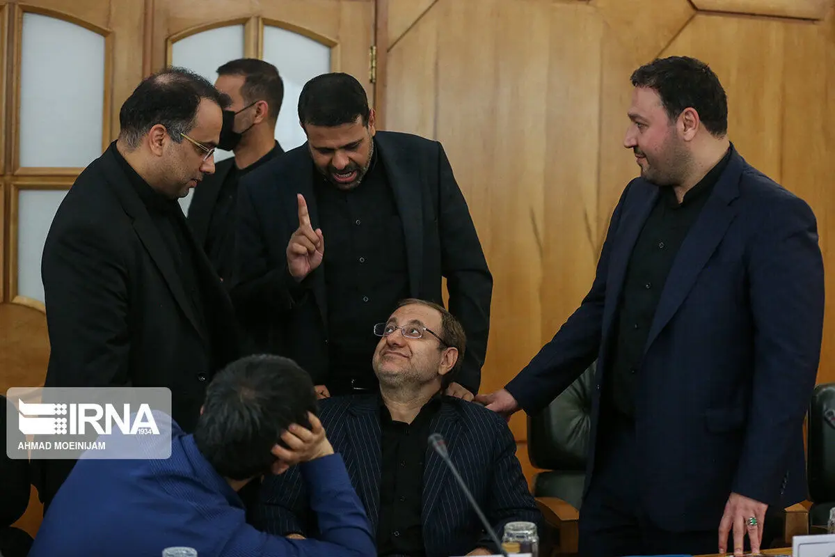 (تصاویر) حاشیه‌هایی از نشست مشترک دولت و مجلس