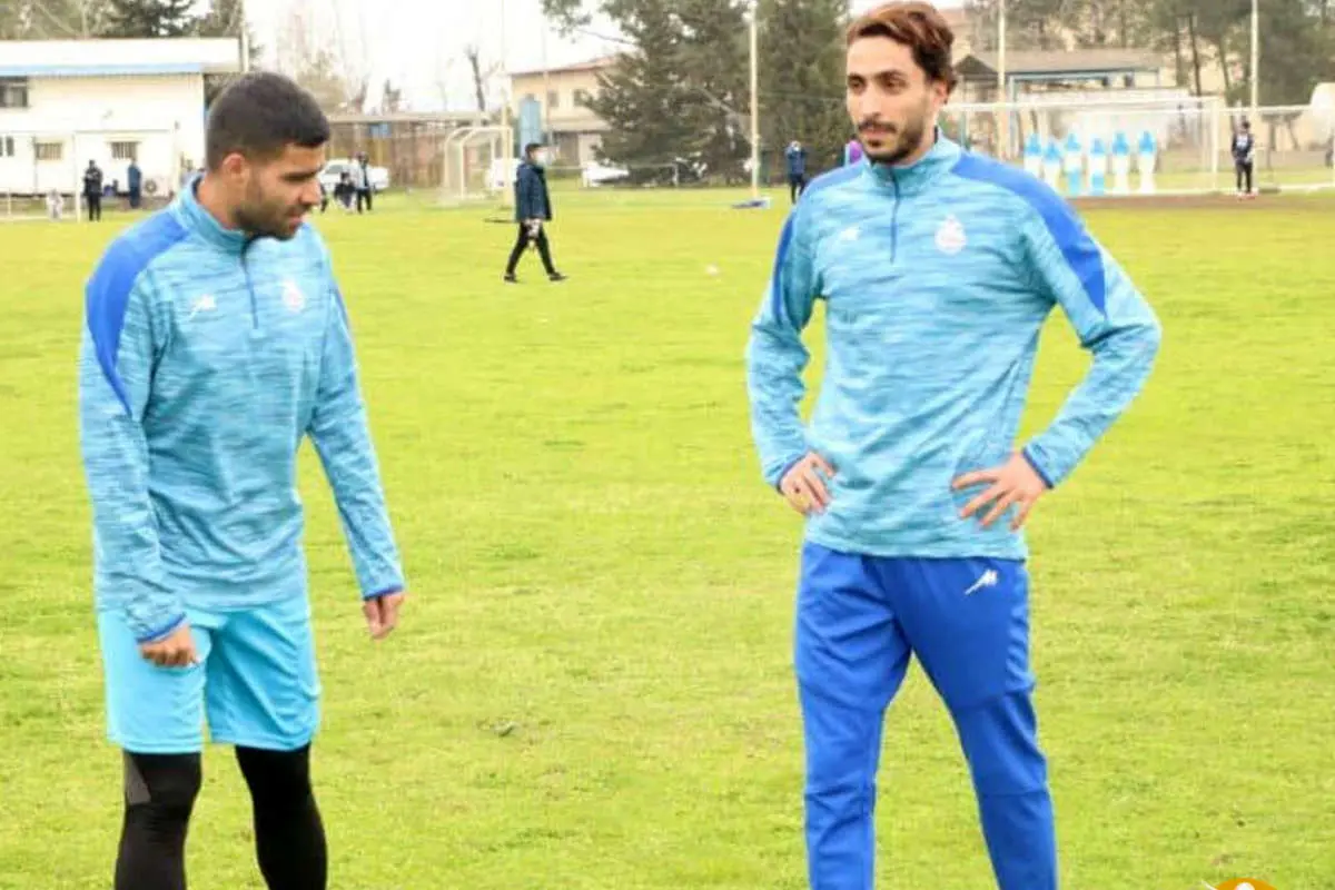 سربازهای استقلال، سوژهی پرسپولیسیها شدند!