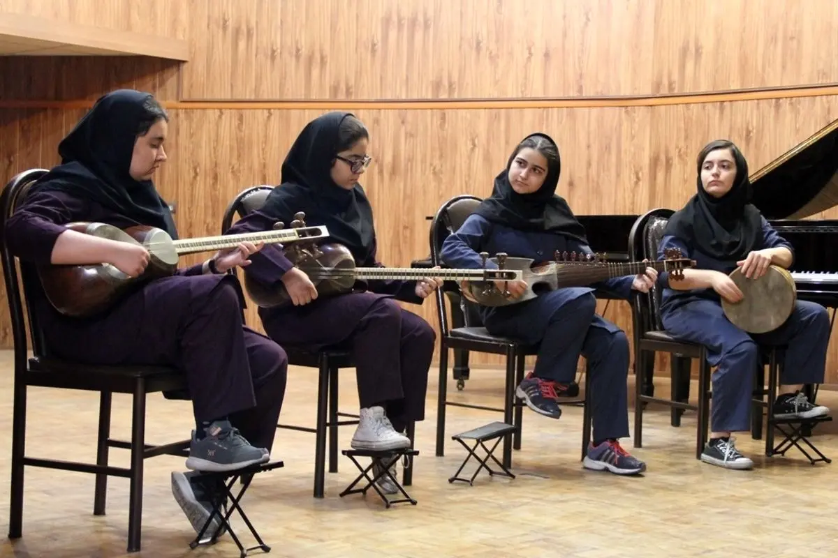 سرنوشت حذف رشته موسیقی از هنرستان دخترانه کامیاب شیراز
