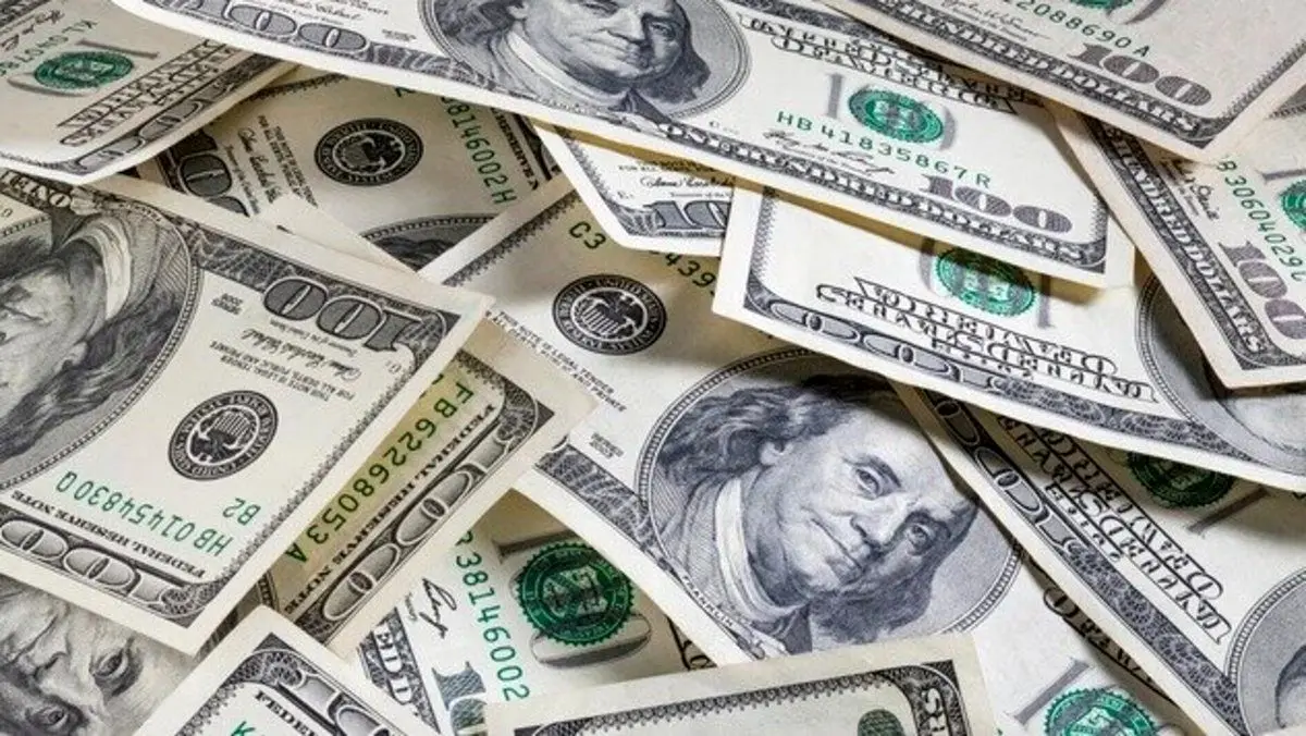 دلار در کف قیمت ۳ ماهه
