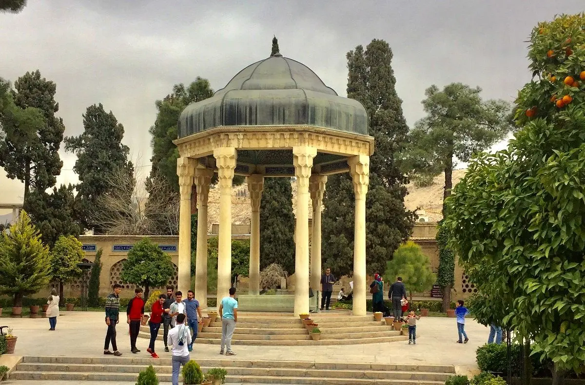 تفال به حافظ ۳ شهریور ماه ۱۴۰۱