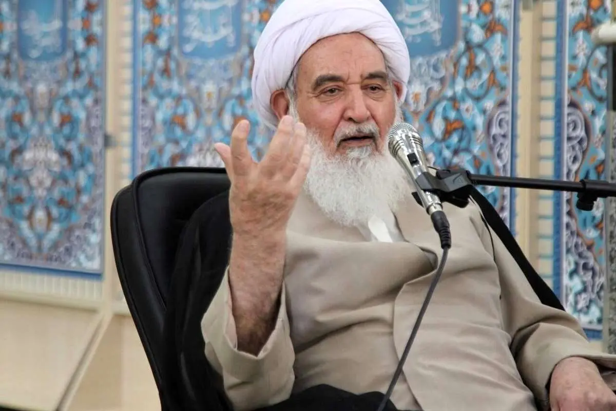 امام جمعه کرمانشاه: مقام معظم رهبری، پشت آمریکا و استکبار جهانی را به لرزه درآورده اند