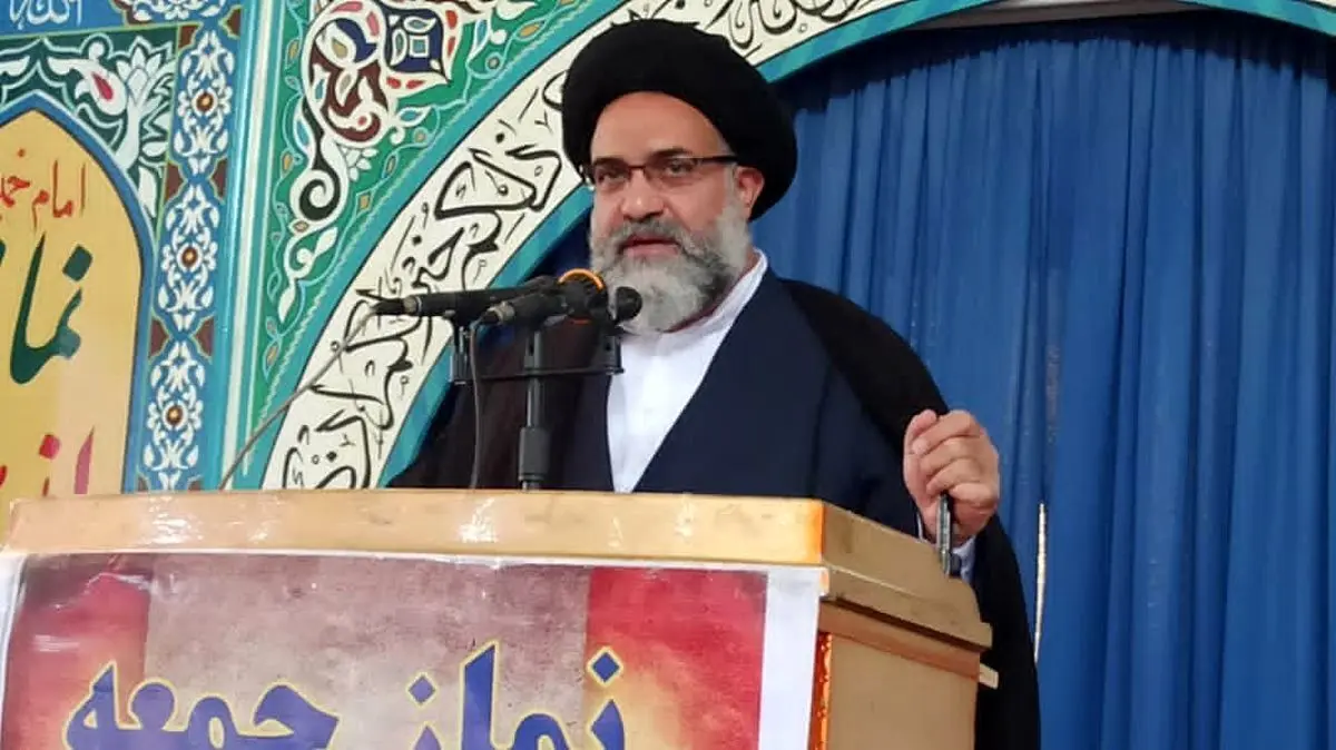 امام جمعه یاسوج: رواج سگ‌گردانی به دلیل نادانی و حماقت است