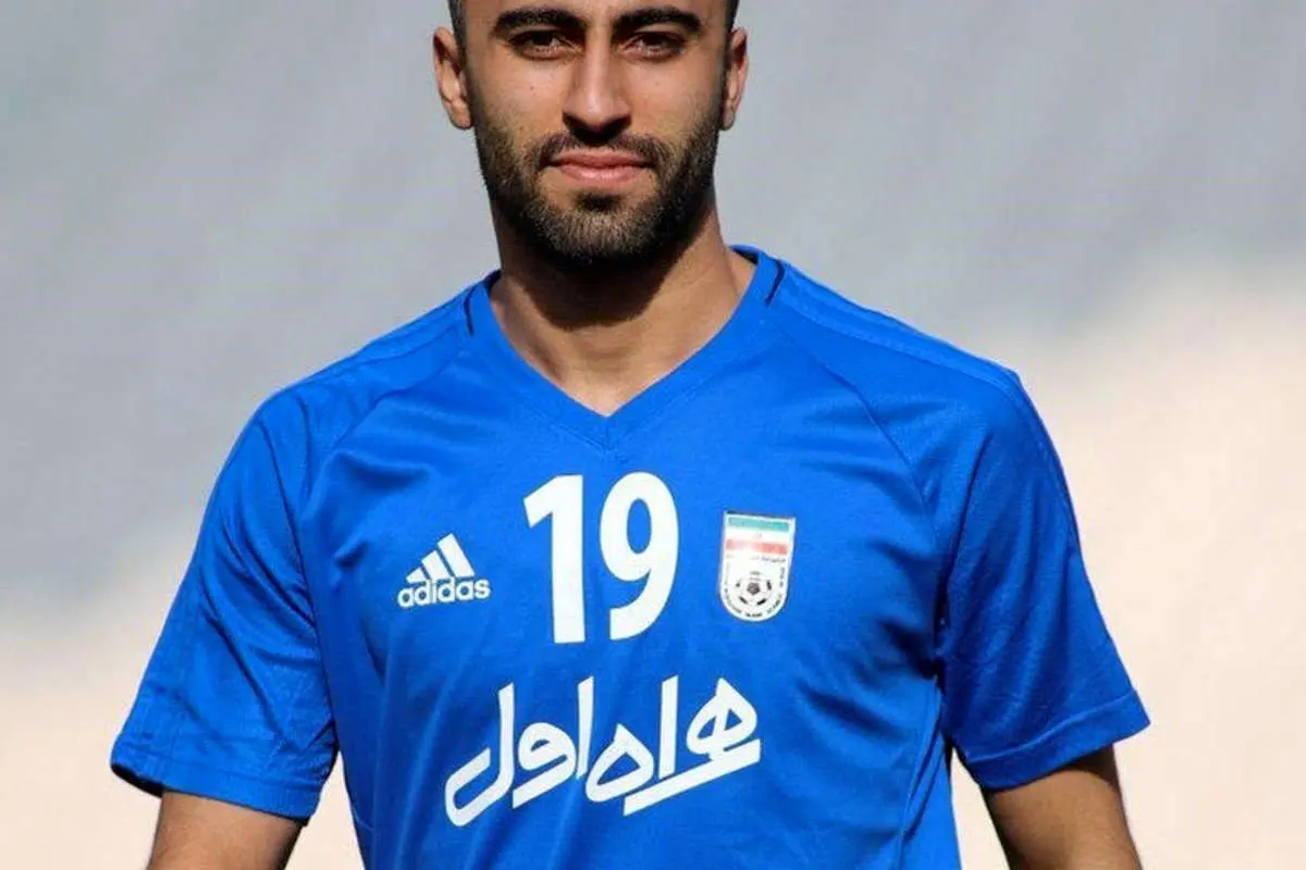 مذاکره سرخپوشان با ستارهی استقلال؛ کاوه رضایی پرسپولیسی میشود؟