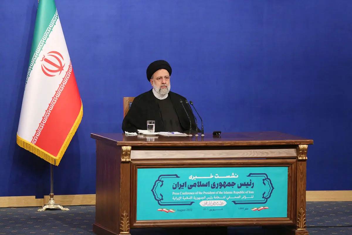 حمله روزنامه دولت به منتقدان آمار تورمی رئیسی؛ به دنبال تخریب‌اند