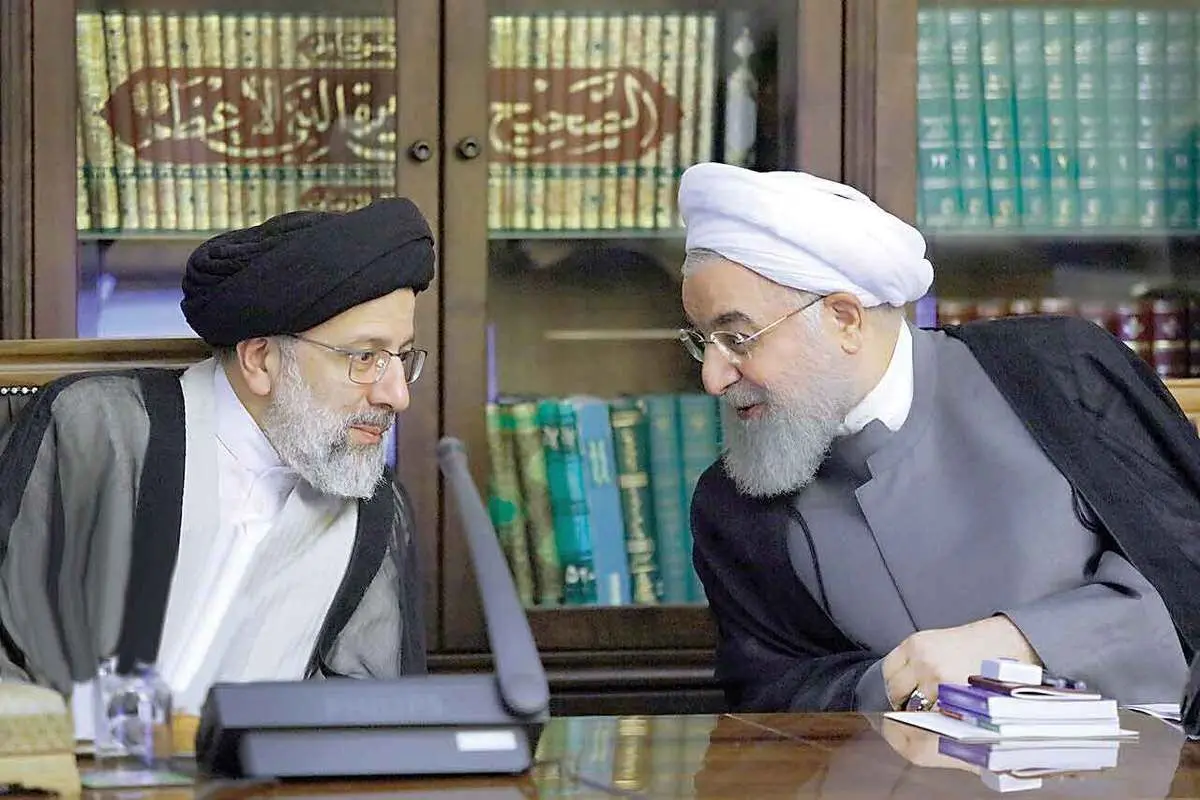 گفتگوی تلفنی روحانی با رئیسی به مناسبت هفته دولت