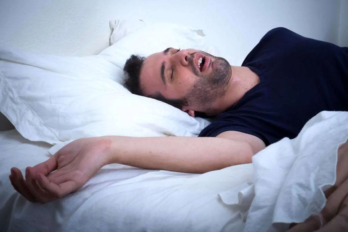 چرا موقع خواب دیدن پلک میزنیم؟