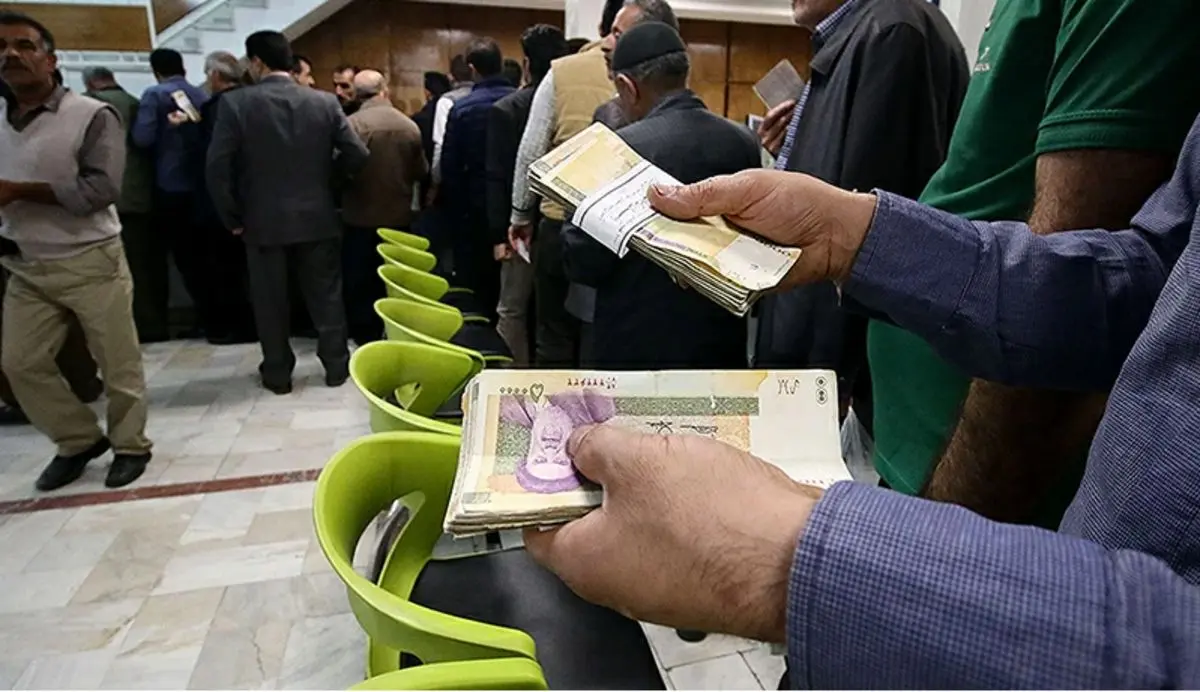 افزایش بیش از ١٠٠ هزار میلیارد تومان نقدینگی در کمتر از دو ماه