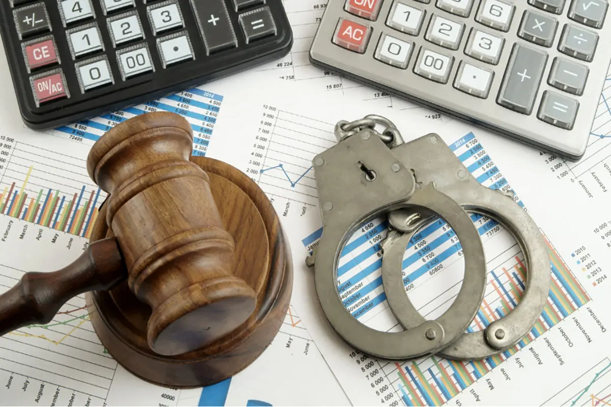 ممنوع‌الخروجی ۲۵۰۰ نفر بدهکار مالیاتی