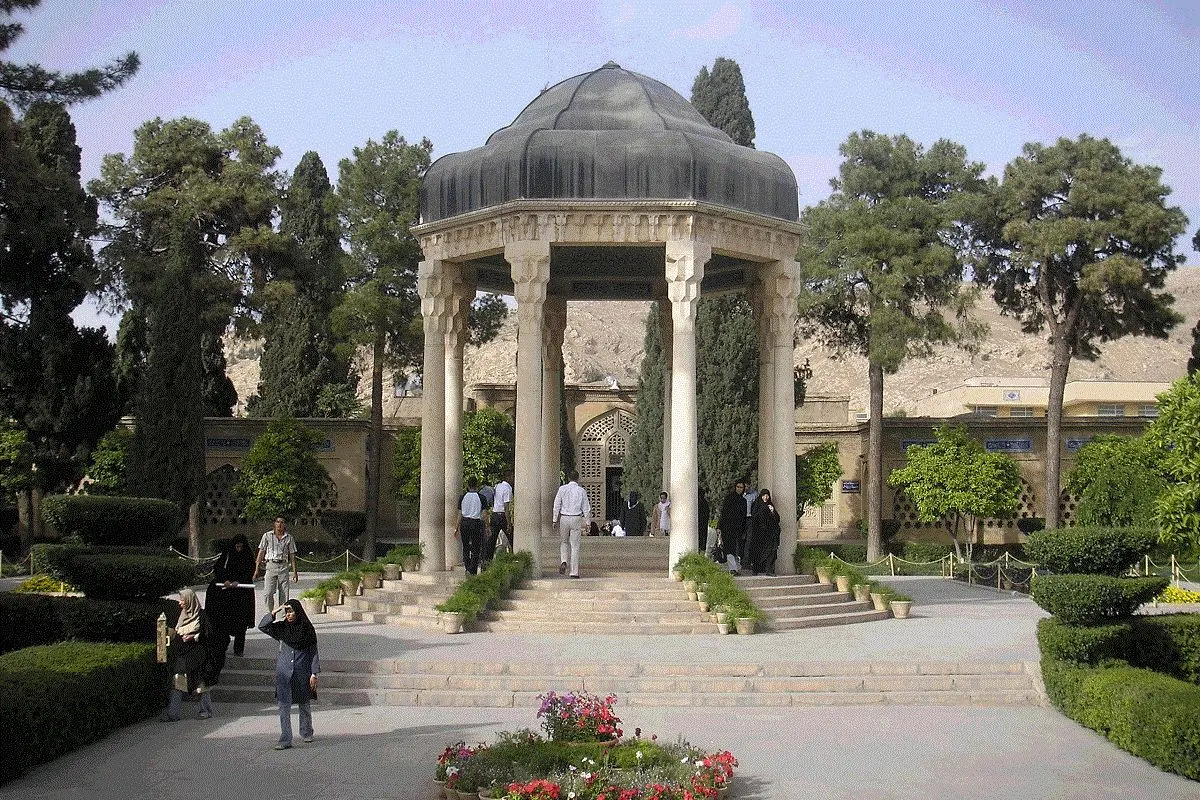 تفال به حافظ ۱ شهریور ماه ۱۴۰۱