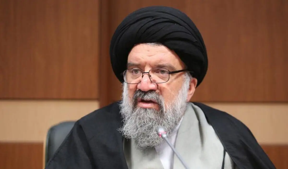 احمد خاتمی: استقلال حوزە بە معنای بی‌تفاوتی بە نظام و حکومت نیست
