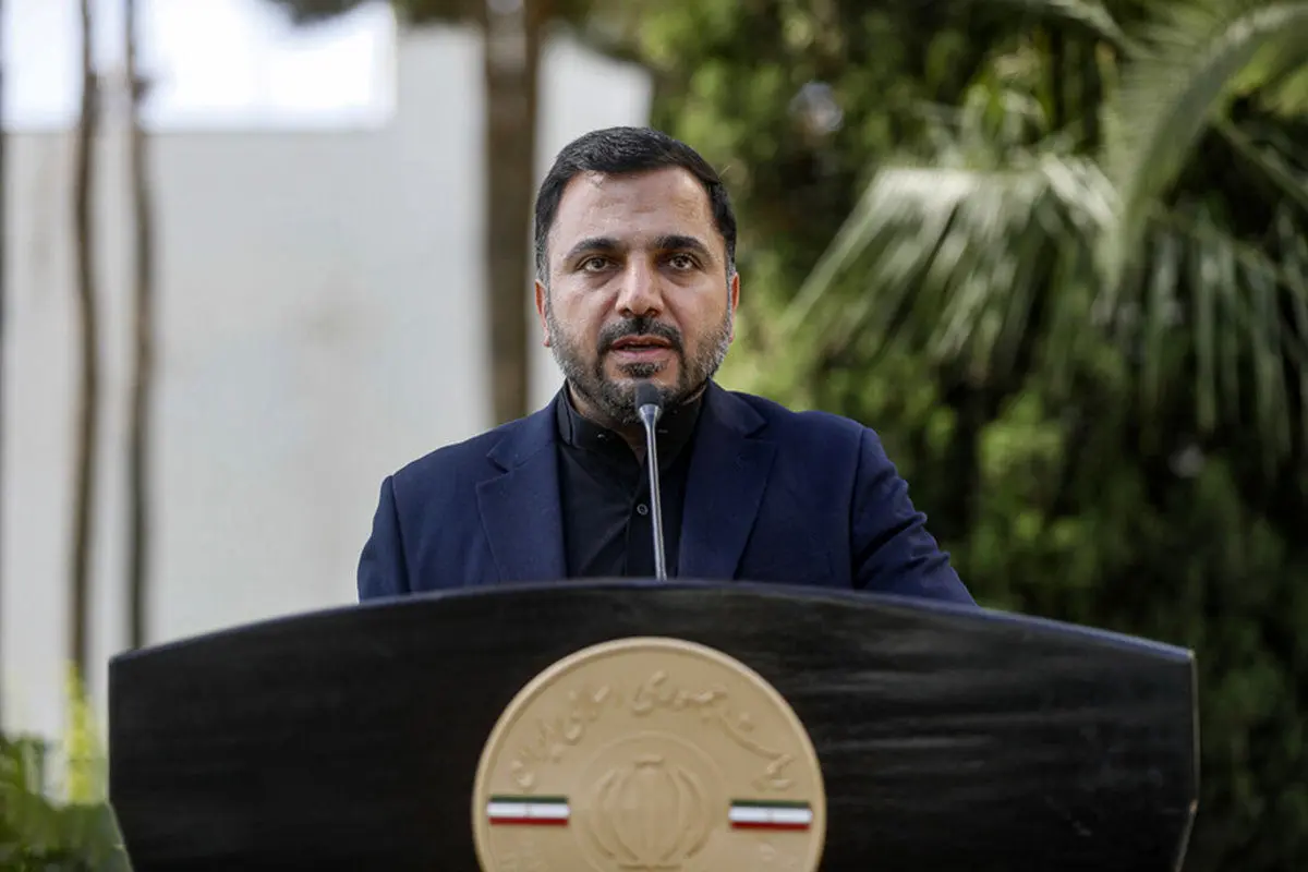 وزیر ارتباطات و همکارانش عالمانه آمار را دستکاری کرده‌اند!