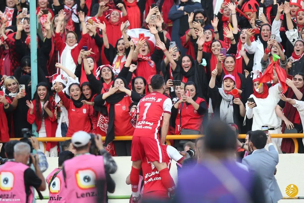 بانوان آمدند، لوکادیا گل زد، پرسپولیس صدرنشین شد