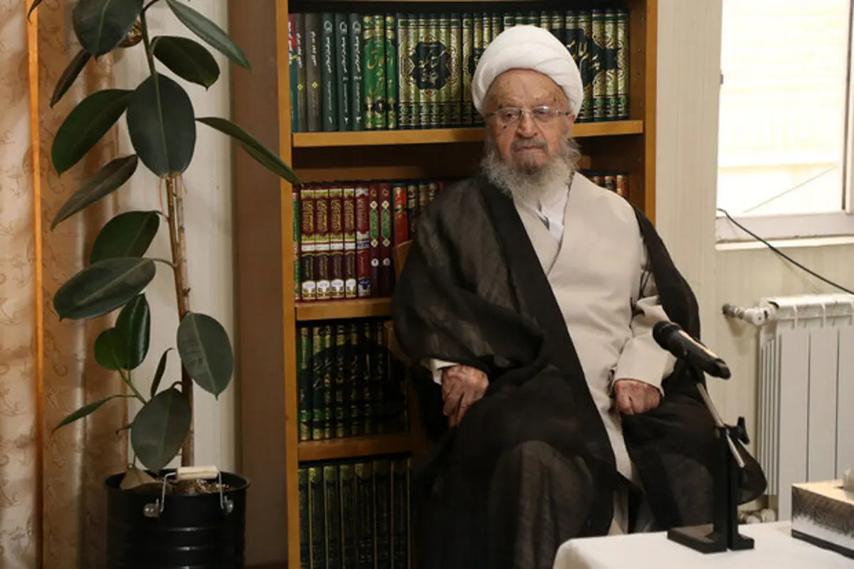 انتقاد آیت‌الله مکارم از «افزایش لحظه‌به‌لحظه قیمت‌ها»