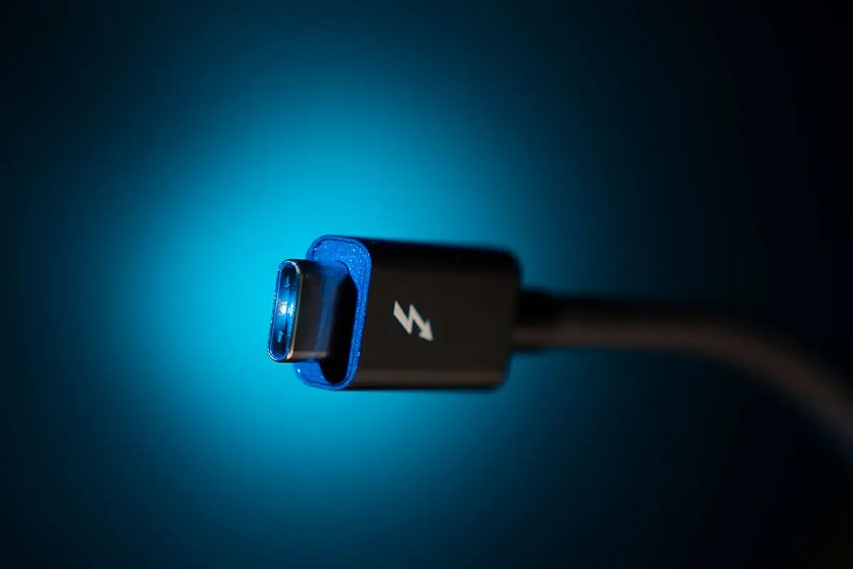 USB ۴ نسخه ۲.۰ با پهنای باند ۸۰ گیگابیت بر ثانیه معرفی شد
