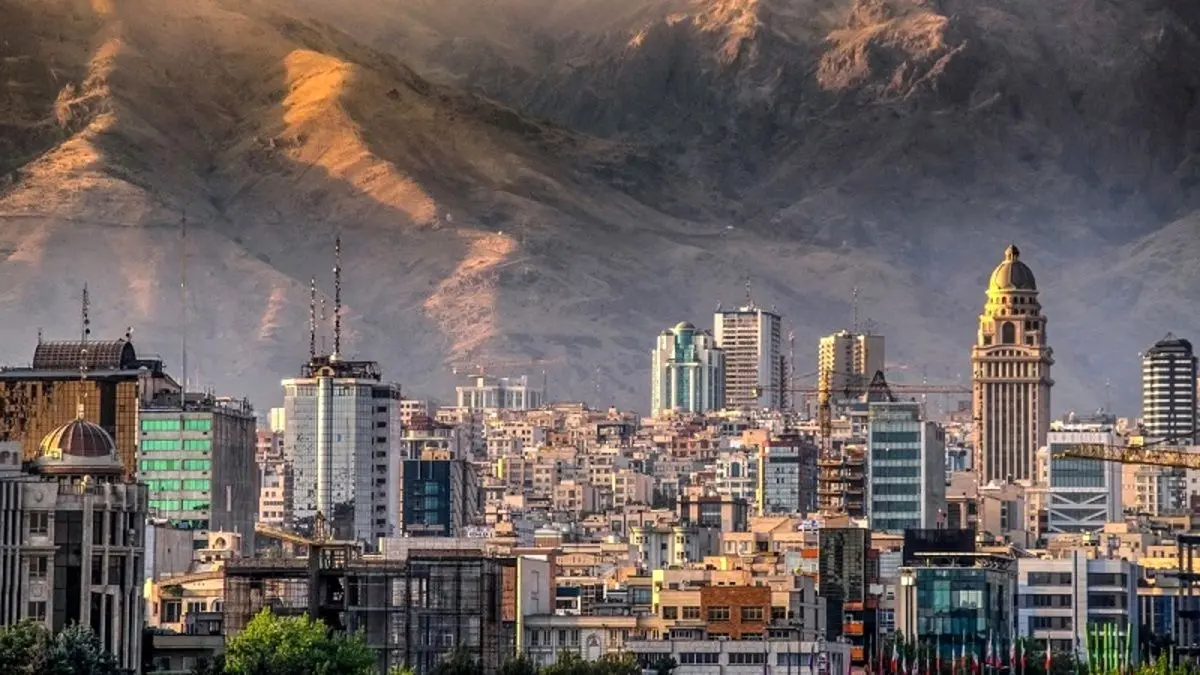 ضرب‌ شست آزادی به فرشته و زعفرانیه!