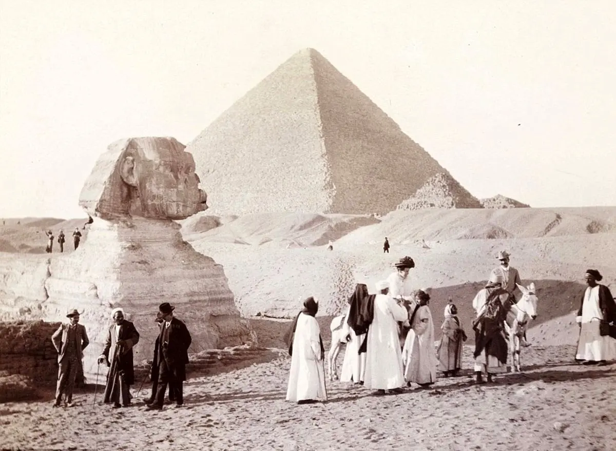ویدئویی نادر از حضور گردشگران در اهرام مصر در ۱۰۰ سال پیش