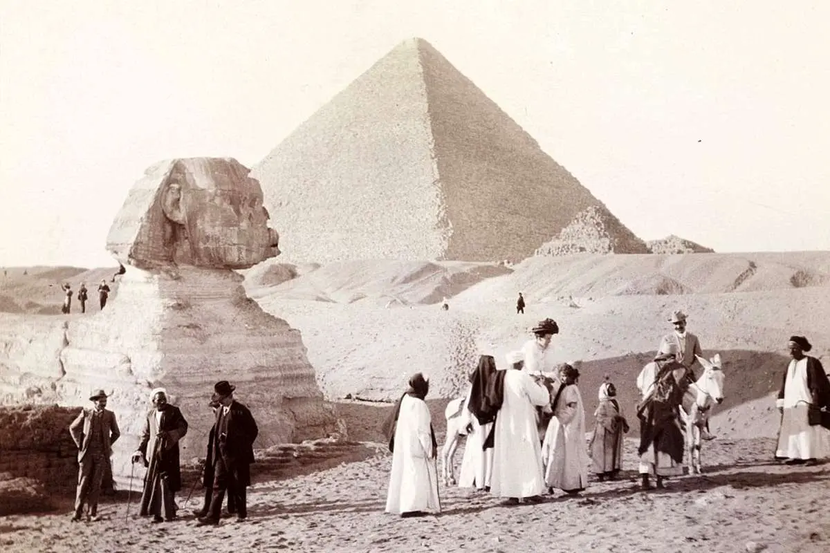 ویدئویی نادر از حضور گردشگران در اهرام مصر در ۱۰۰ سال پیش