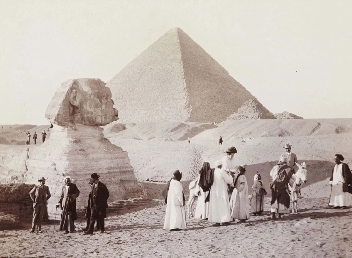 ویدئویی نادر از حضور گردشگران در اهرام مصر در ۱۰۰ سال پیش
