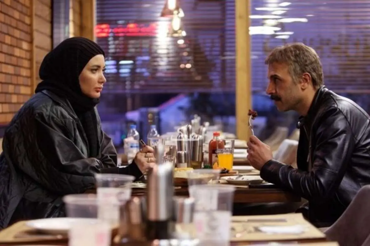 اعتراض کارگردان سریال «بی نشان» به حذف صحنههای عاشقانه