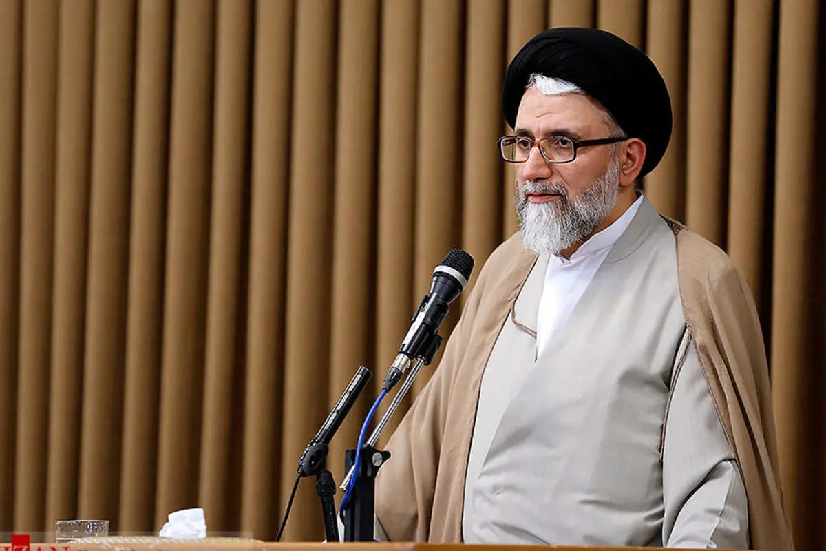 وزیر اطلاعات: دستگاه قضایی در حال پیگیری تخلفات قاسم مکارم است