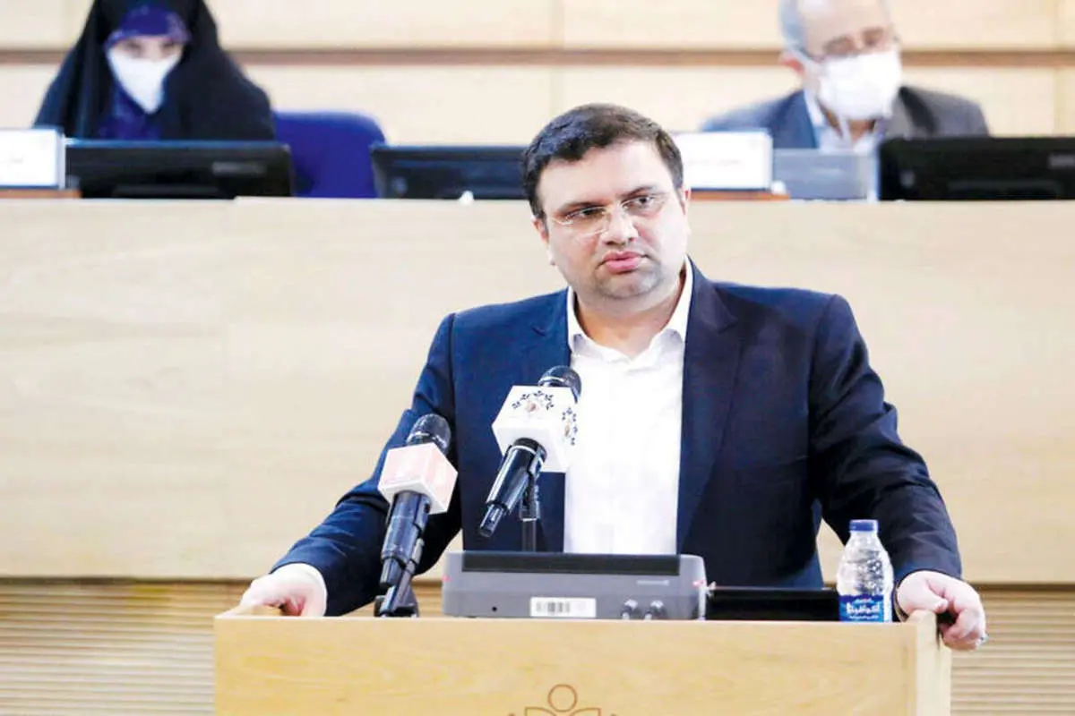 احسان اصولی؛ سخنگویی که حرف نادرست میزند