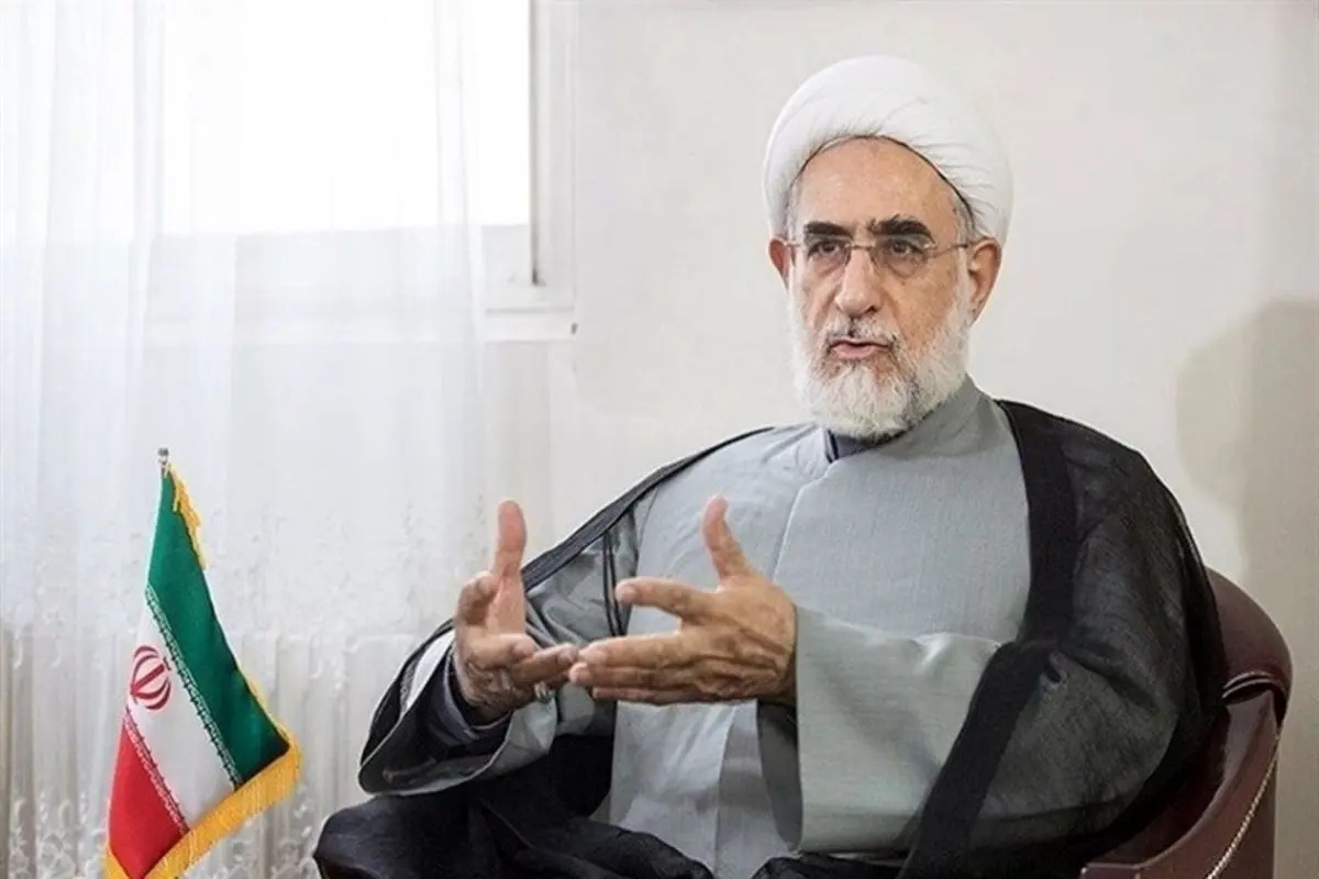 (ویدئو) رسول منتجب‌نیا: ماموران گشت ارشاد چرا دختر مردم را بغل می‌کنند؟