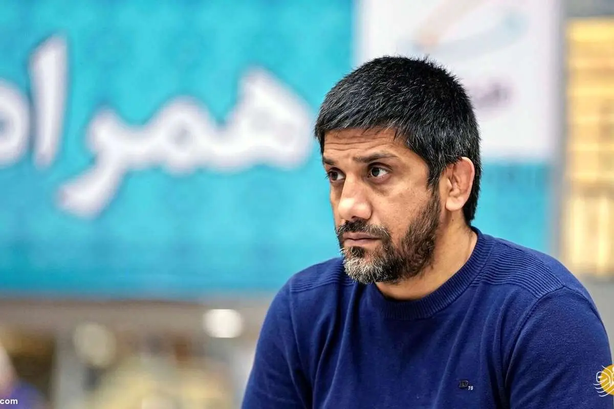 دفاع جانانه علیرضا دبیر از محمد بنا