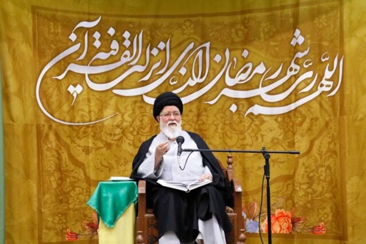 علمالهدی: مشهد گردشگر و شهروند ندارد بلکه زائر و مجاور دارد