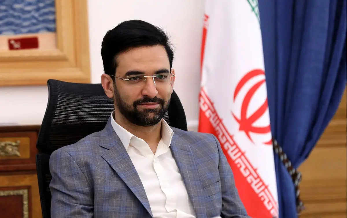 واکنش تند آذری جهرمی به توییت عجیب میرسلیم