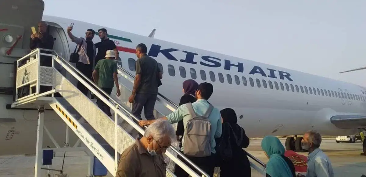 دادستان تهران: مسافران پرواز تاخیری معراج به تهران بازگشتند