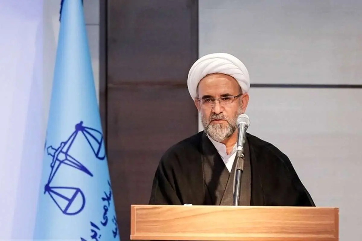 «نباید به خاطر مهسا امینی اصل نظام را هدف قرار داد»