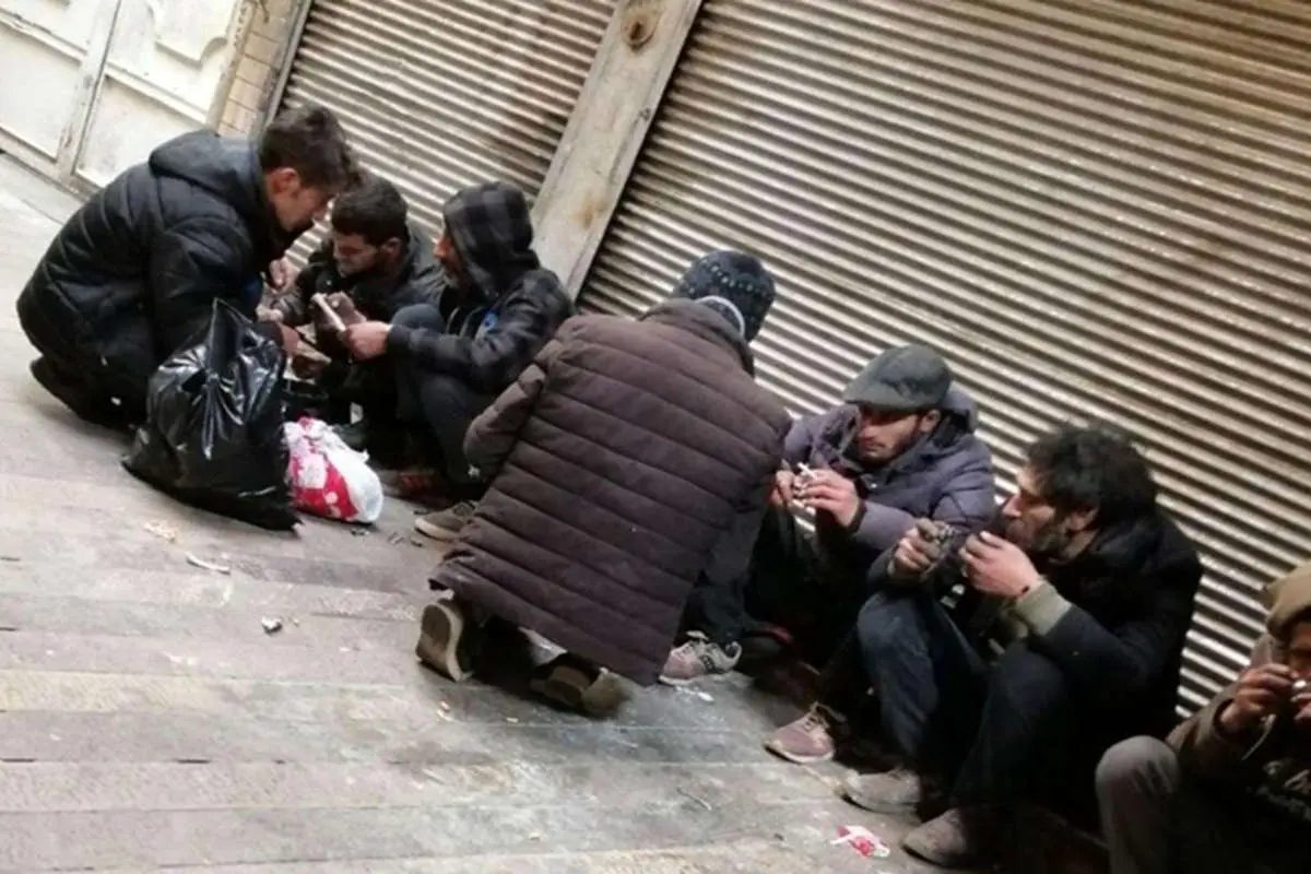 معتادان «کد دار» میشوند